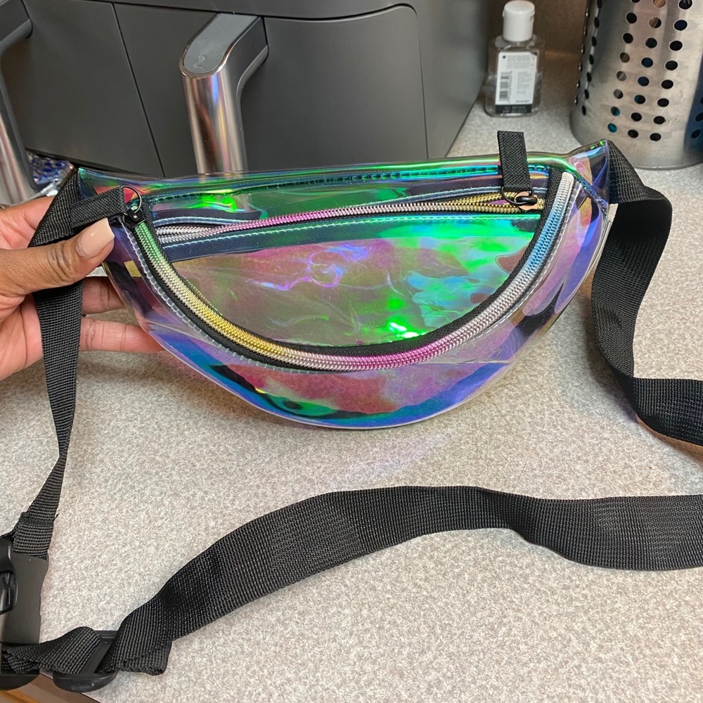 Amika Fanny Pack NWOT